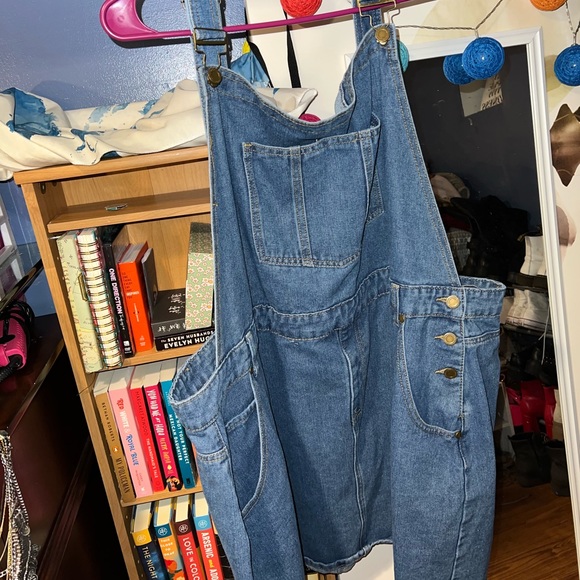 Boohoo Denim Overall Frayed Hem Pinafore Dress - Picture 4 of 9